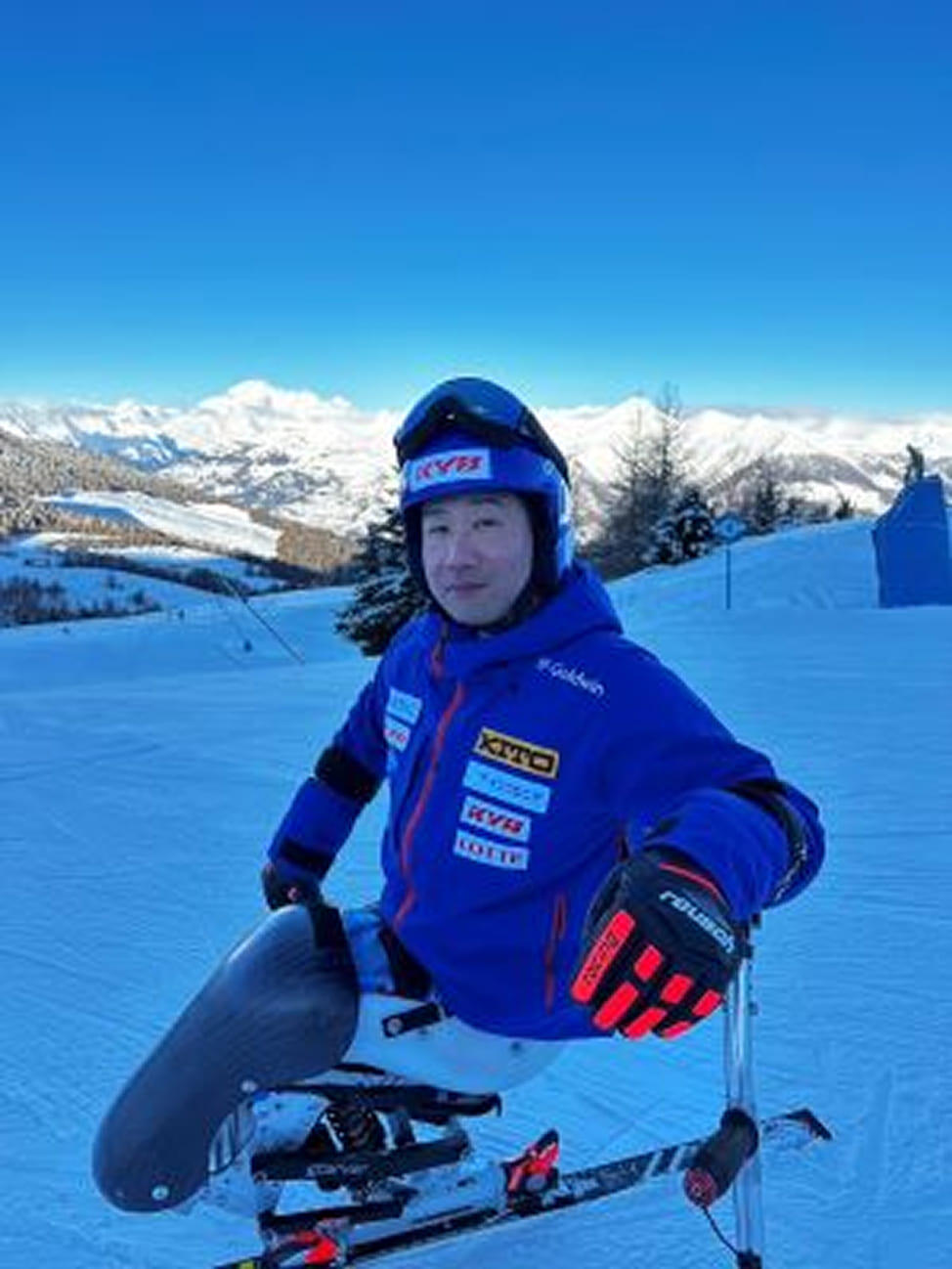 スキー場での鈴木猛史さんの様子