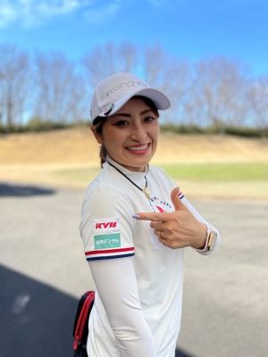 プロゴルファー宅島美香選手