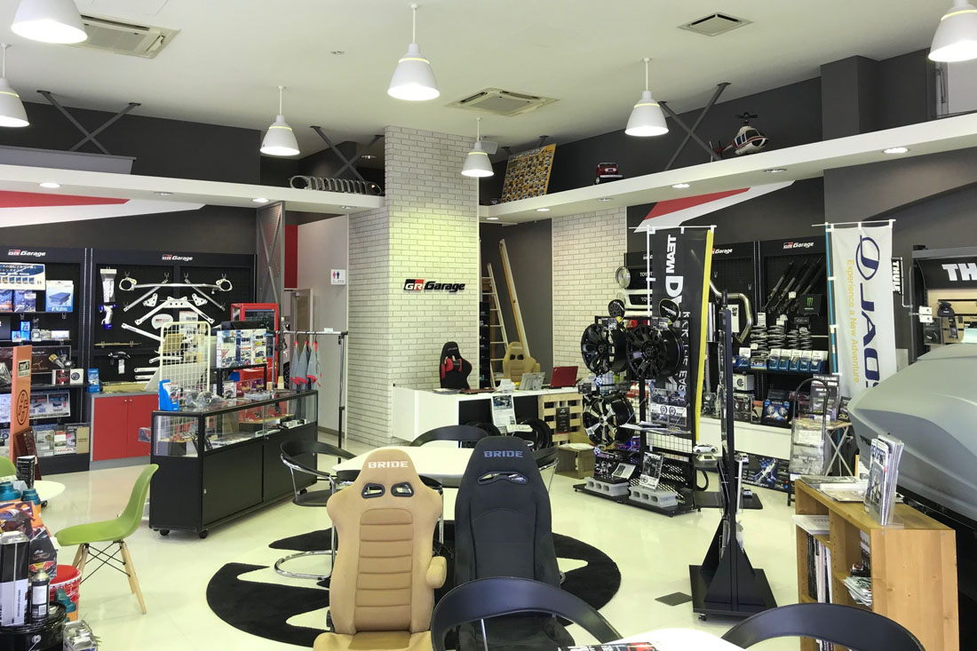 山形トヨタ GR Garage 山形 CUSTOMIZE FACTORY 