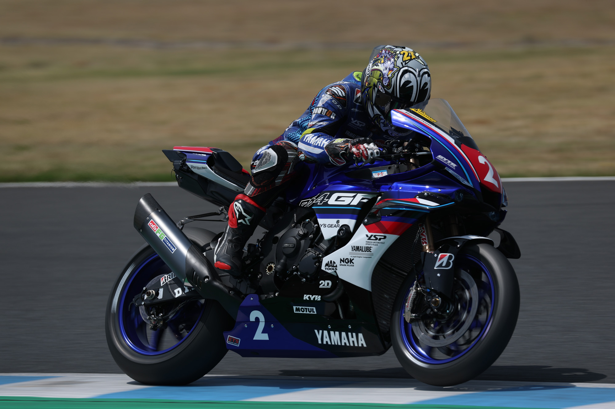 YAMAHA FACTORY RACING TEAM